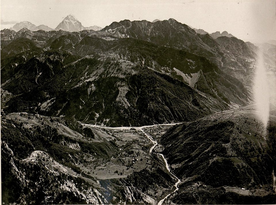 Panorama vom Art.Beobacher Malurch gegen Pontafel-Pontebba. (12-8.1917.) (BildID 15802652)