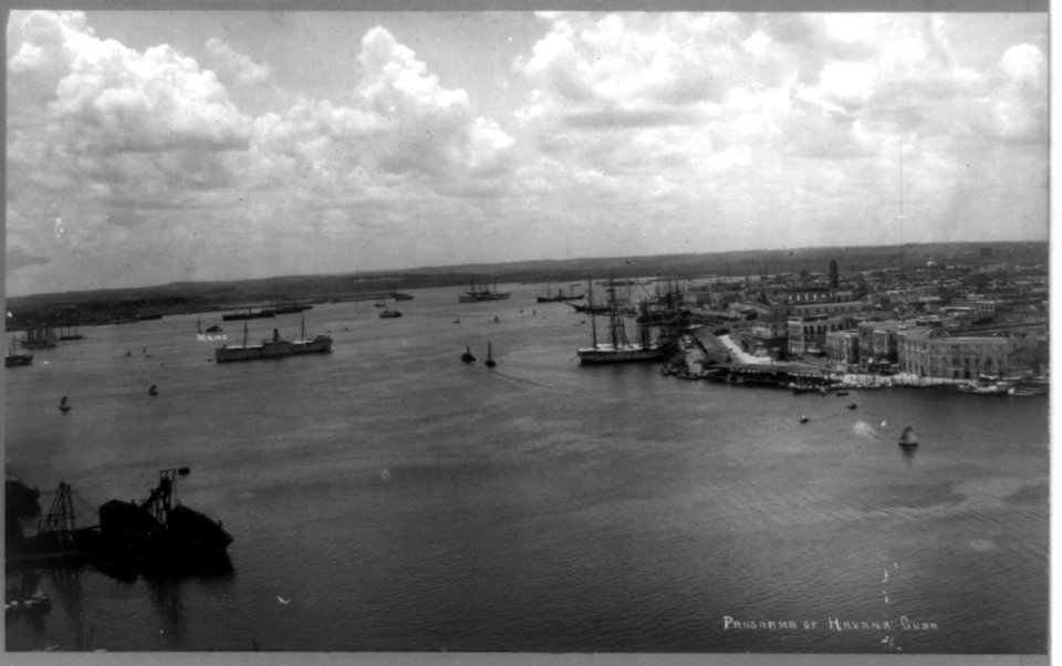 Panorama of Havana, Cuba LCCN89709301