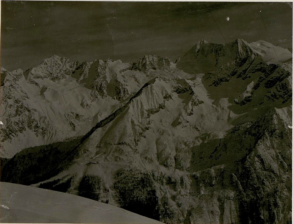 Panorama von der Radio-Station 3a. Fortsetzung von Nr, 4893 (BildID 15515274)