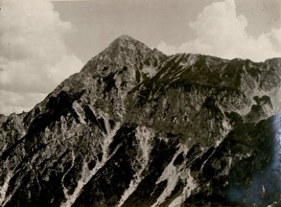 Panorama vom Art.-Beobachter. (Feldwache) auf ¤ 1579 (25-8.1917.) (BildID 15802400)