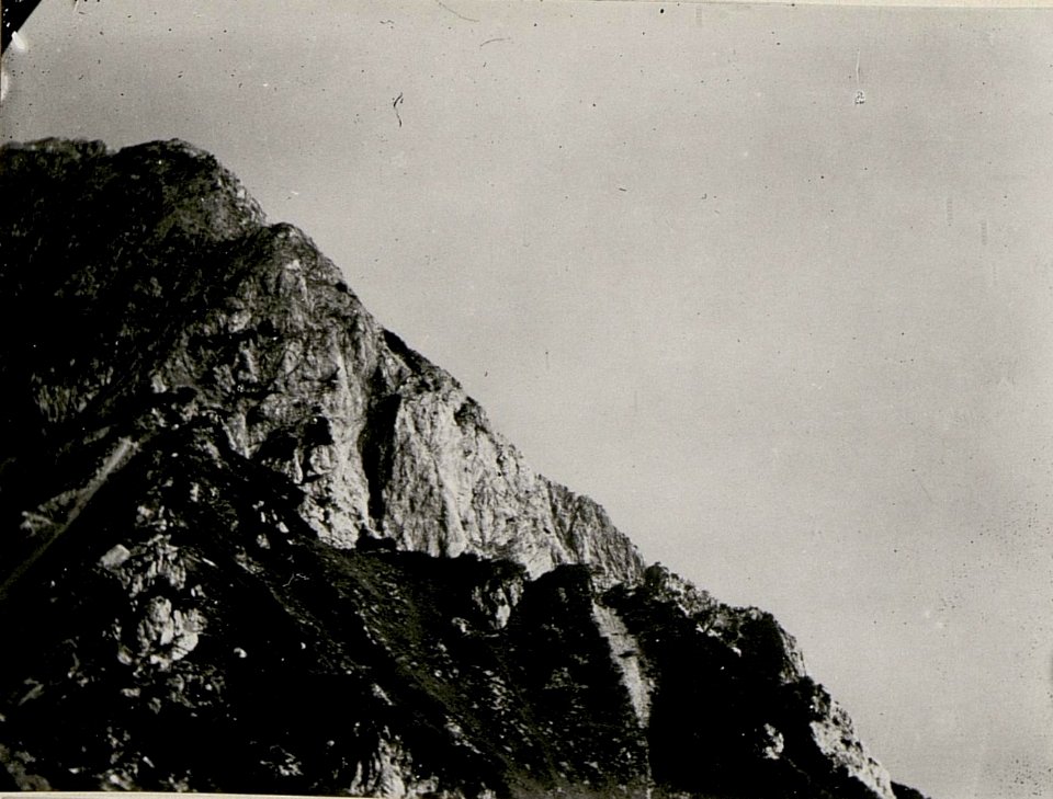 Panorama vom dem kl. Nabois ¤ 1725 geg. d.ital. Stellungen des Mittagskofel. II. Teilbild (BildID 15517109)