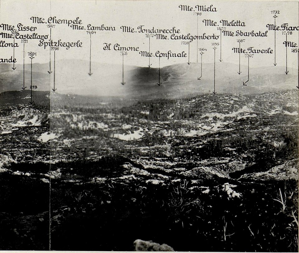 Panorama, Mte.Chiesa. (2. Teilbild zu WK1 ALB082 24357a) (BildID 15630657)