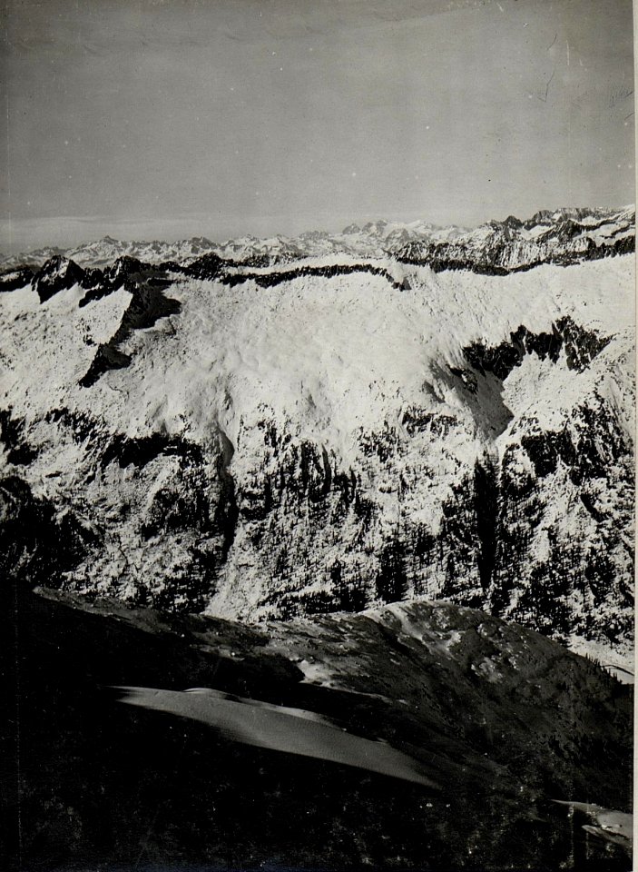 Panorama, Standpunkt Cop di Casa. (3. Teilbild zu WK1 ALB083 24398a). (BildID 15633290)