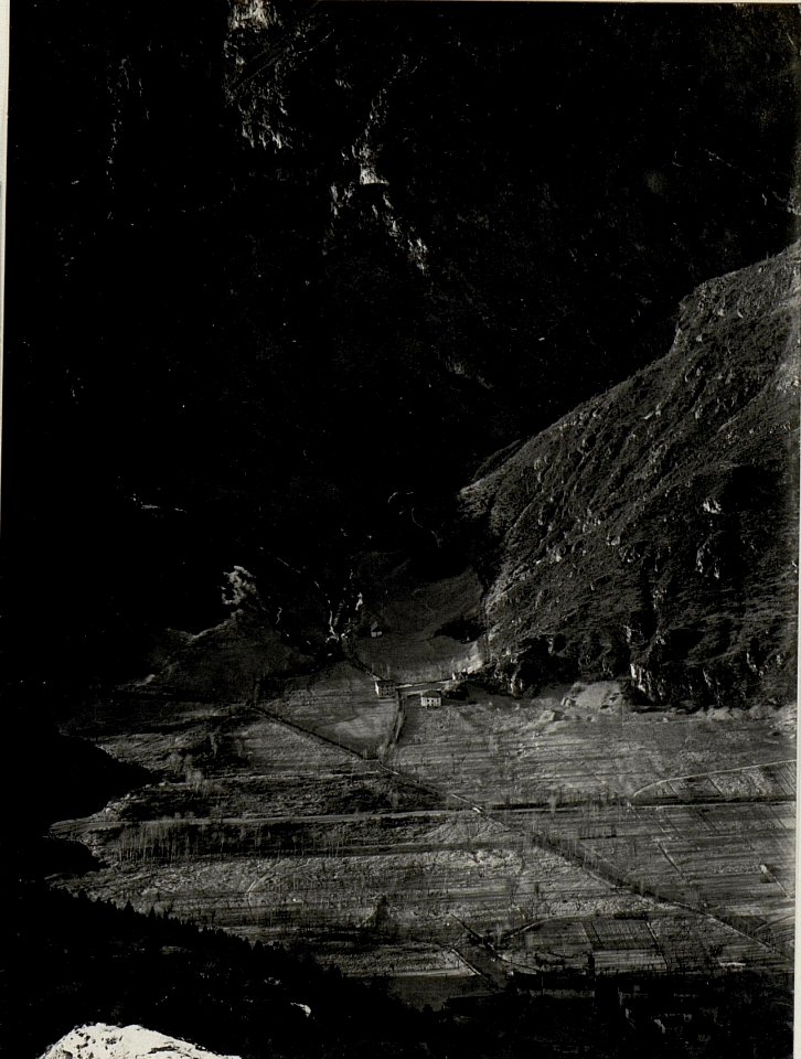 Panorama, Lago di Ledro und Tal bis Bezzecca. Standpunkt, Tomeabru. (4. Teilbild zu WK1 ALB082 24352) (BildID 15630545)
