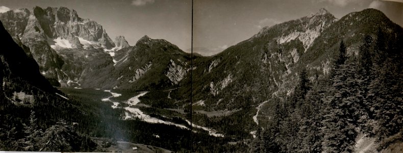 Panorama vom Art.-Grupp.-Beobachter IV. Montasch-Köpfach-Schwarzenberg. (19-8.1917.) (BildID 15802029)