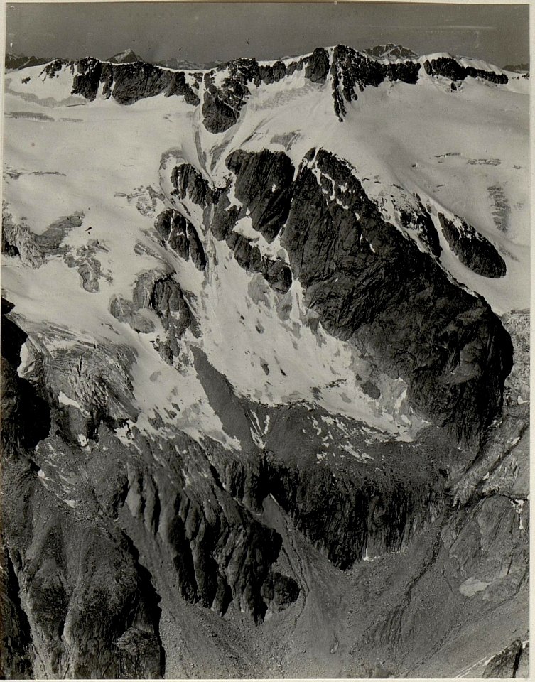 Panorama, Standpunkt Mte.Care alto. ¤3465. (12. Teilbild zu WK1 ALB083 24383a) (BildID 15632827)