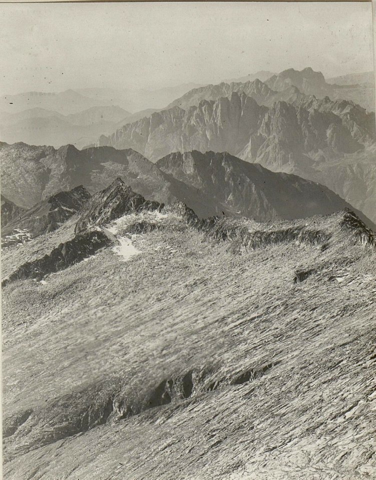 Panorama, Standpunkt Mte.Care alto. ¤3465. 5. Teilbild zu WK1 ALB083 24383a) (BildID 15632778)
