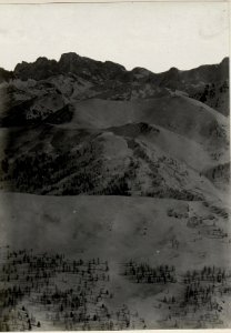 Panorama, Raum südlich Fleimstal-Alpe. Standpunkt, Val piana. (5. Teilbild zu WK1 ALB082 24337a) (BildID 15629978)