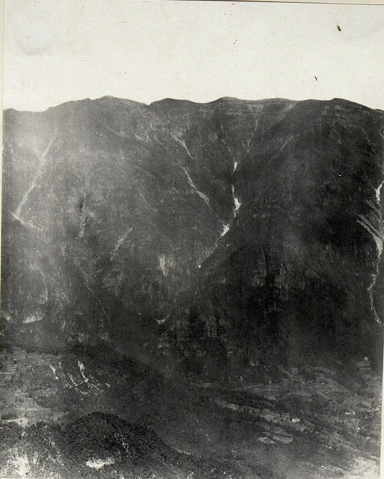 Panorama, Standpunkt Priafora 100m nördlich .¤1653. (3. Teilbild zu WK1 ALB083 24376a) (BildID 15632218)