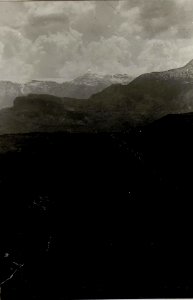 Panorama, Standpunkt Biaena. (3. Teilbild zu WK1 ALB083 24394a) (BildID 15633171)