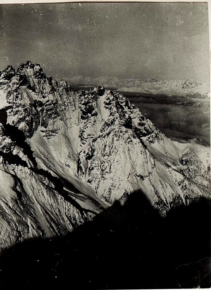 Panorama, von Rotwand aus, zweite Spitze links, Altstein, rechts, Dreischusterspitzen. (BildID 15577951)