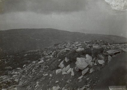 Panorama von Kote 1440 westlich Asolone gegen Südwest. (4. Teilbild zu WK1 ALB087 25423a) (BildID 15647829)