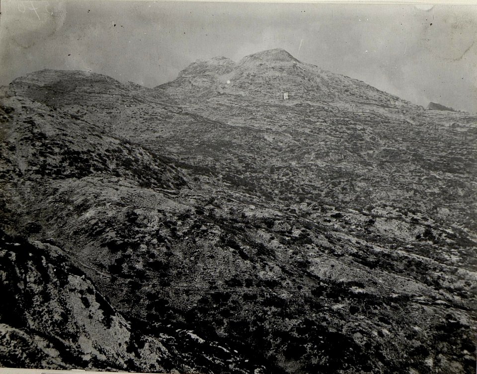 Panorama, Standpunkt Monte Chiesa. (2. Teilbild zu WK1 ALB083 24391a) (BildID 15633080)