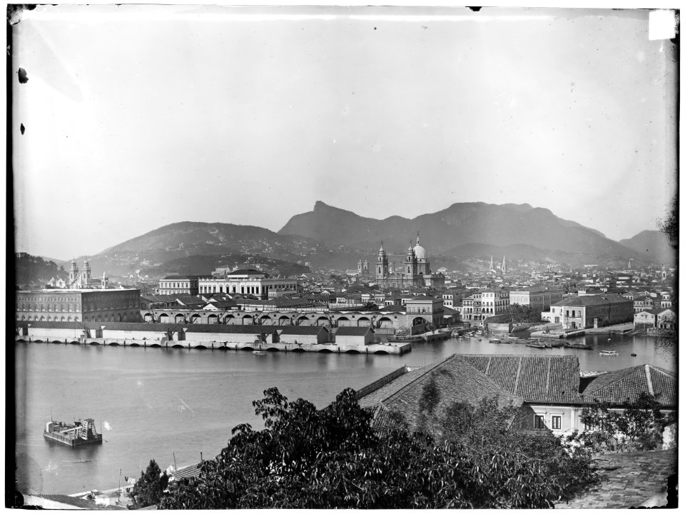 Panorama do Rio de Janeiro visto a partir da Ilha das Cobras - 4