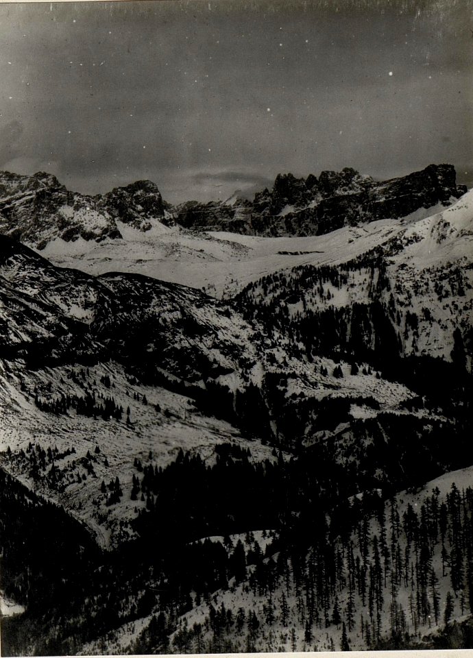 Panorama, (6. Teilbild zu WK1 ALB82 24324a) Monte Sief, Col di Lana, Crap di Pestort. Standpunkt, Pizazz. (BildID 15629635)
