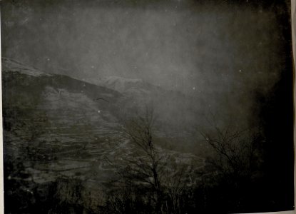Panorama, Enego mit Monte Lisser. Standpunkt Col di Gallo. (3. Teilbild zu WK1 ALB083 24415a) (BildID 15633755)