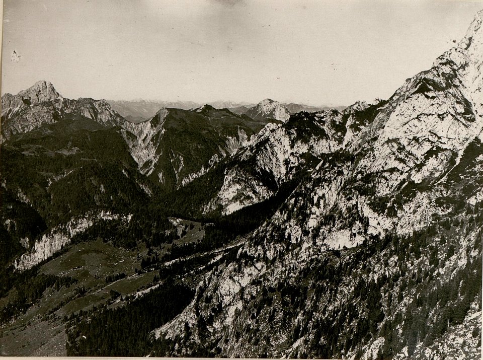 Panorama vom Art.-Beobachter Prihatitsch ¤ 1652 (BildID 15803261)