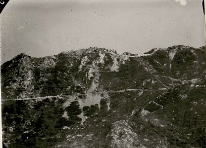 Panorama vom dem kl. Nabois ¤ 1725 geg. d.ital. Stellungen des Mittagskofel.III. Teilbild (BildID 15517074)