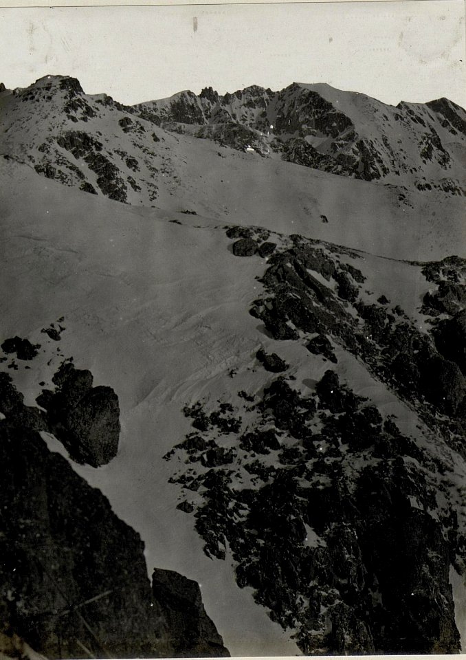 Panorama, Raum südlich Fleimstal-Alpe. Standpunkt, Val piana. (2. Teilbild zu WK1 ALB082 24337a) (BildID 15629957)
