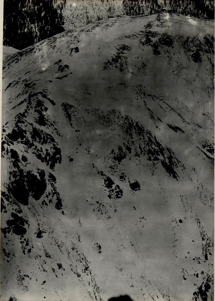 Panorama, Val piana piccola. Standpunkt, Val piana. (2. Teilbild zu WK1 ALB082 24339a) (BildID 15630041)