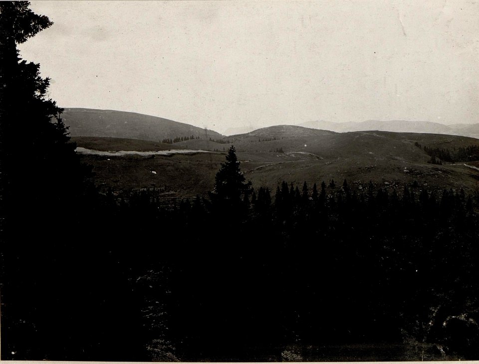 Panorama, Monte Baldo-Barco. Standpunkt Monte Cimon. (1. Teilbild = WK1 ALB084 24429a) (BildID 15634989)