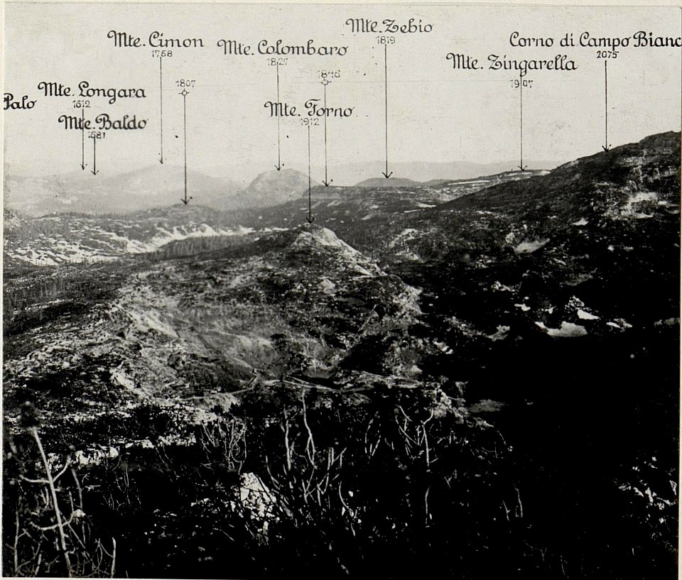 Panorama, Mte.Chiesa. (3. Teilbild zu WK1 ALB082 24357a) (BildID 15630664)