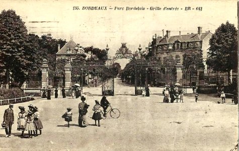 Parc Bordelais - Entrée principale vue de l'intérieur 8