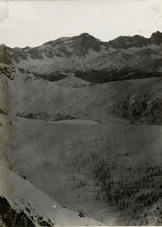 Panorama, Raum südlich Fleimstal-Alpe. Standpunkt, Val piana. (4 Teilbild zu WK1 ALB082 24337a) (BildID 15629971)