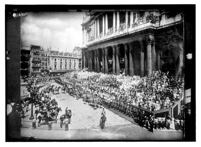 Parade, London LCCN2014688013
