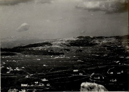 Panorama, Standpunkt Monte Rasta. (1. Teilbild = WK1 ALB084 24420a) (BildID 15634835)