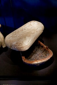 Paris - Toutânkhamon, le Trésor du Pharaon - Récipient en bois peint pour offrande de nourriture - 003