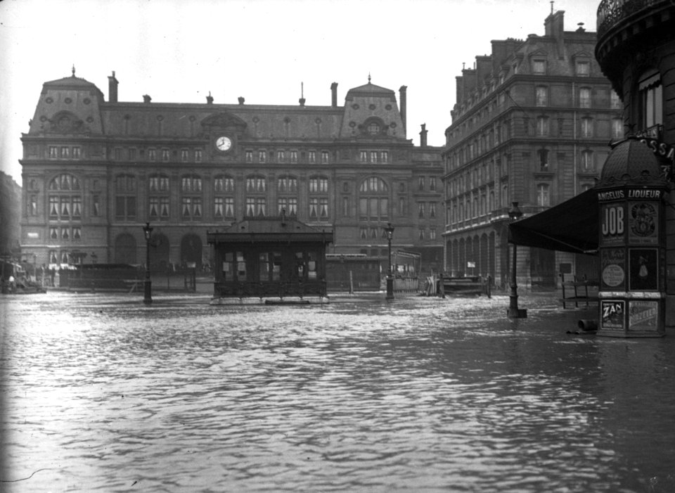 Paris 1910 Inondation gare Saint-Lazare