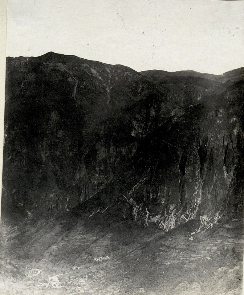 Panorama, Standpunkt Priafora 100m nördlich .¤1653. (4. Teilbild zu WK1 ALB083 24376a) (BildID 15632225)