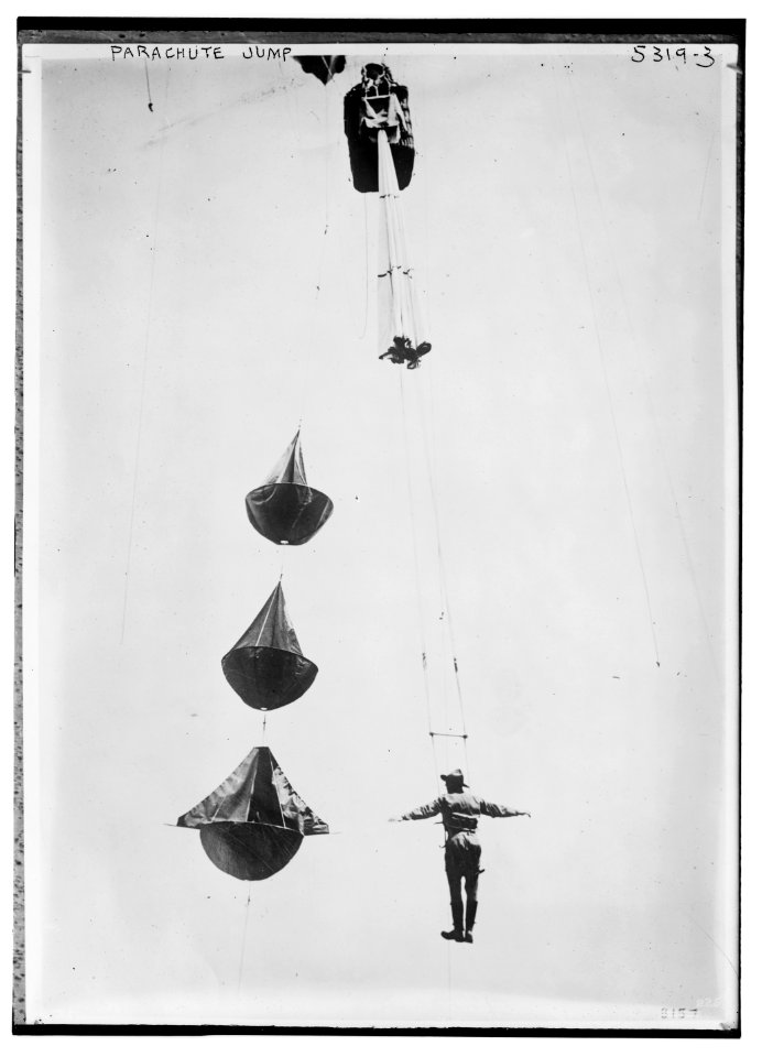 Parachute jump LCCN2014711705