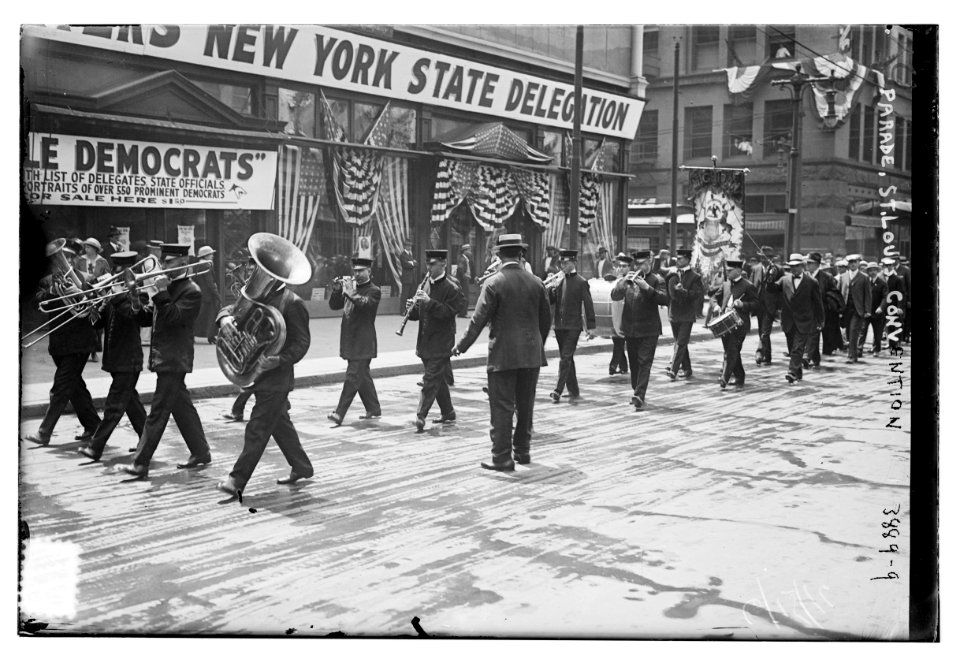 Parade - St. Louis Convention LCCN2014701971