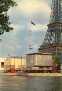 Paris-expo-1937-pavillons de la Tchéchoslovaquie et de la Suède-11