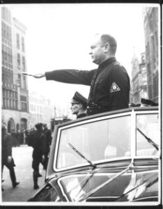 Parade Mussert - Fotodienst der NSB - NIOD - 87360
