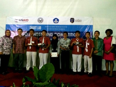 Para pemenang LEGO Mindstorms Competition dari SMAN 2 Batu and SMAN 10 Malang. (17102653856)
