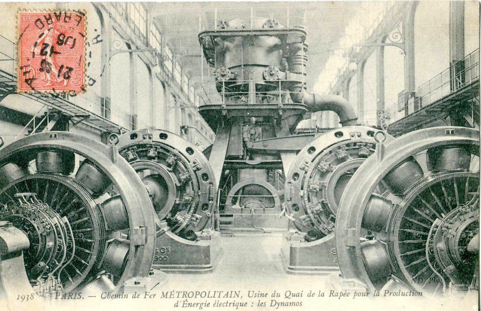 PARIS - Chemin de fer métropolitain - Usine du Quai de la Rapée pour la production d'énergie électrique Les Dynamos photo