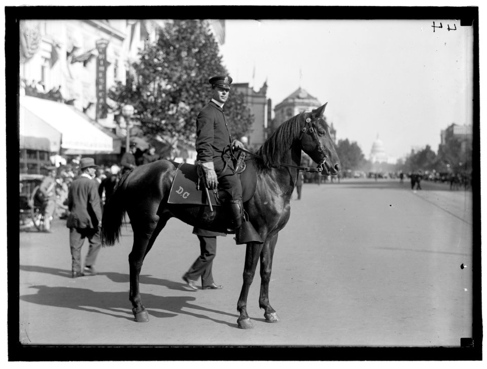 PARADE ON PENNSYLVANIA AVE. LOC hec.00042