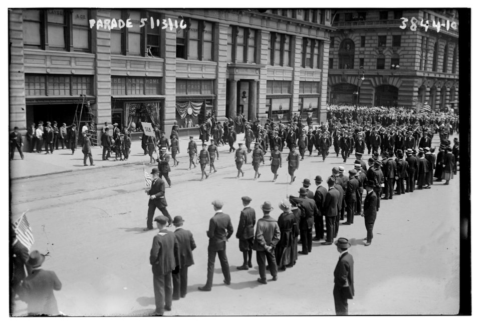 Parade, 5-13-16 LCCN2014701594