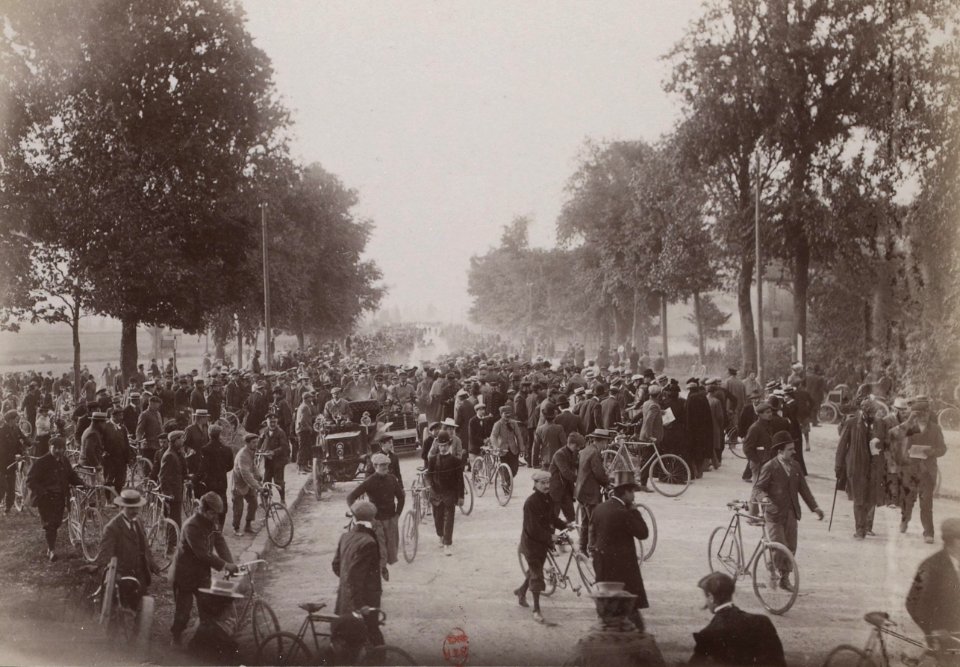 Paris-Berlin 1901 - Départ de la côte de Champigny