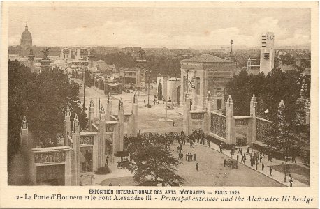 Paris-FR-75-Expo 1925 Arts décoratifs-Porte d'Honneur & Pont Alexandre III photo