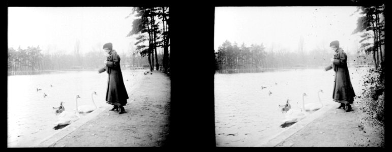 Paris. Bois de Boulogne. Mlle Jeanne Cornu - Fonds Berthelé - 49Fi1033