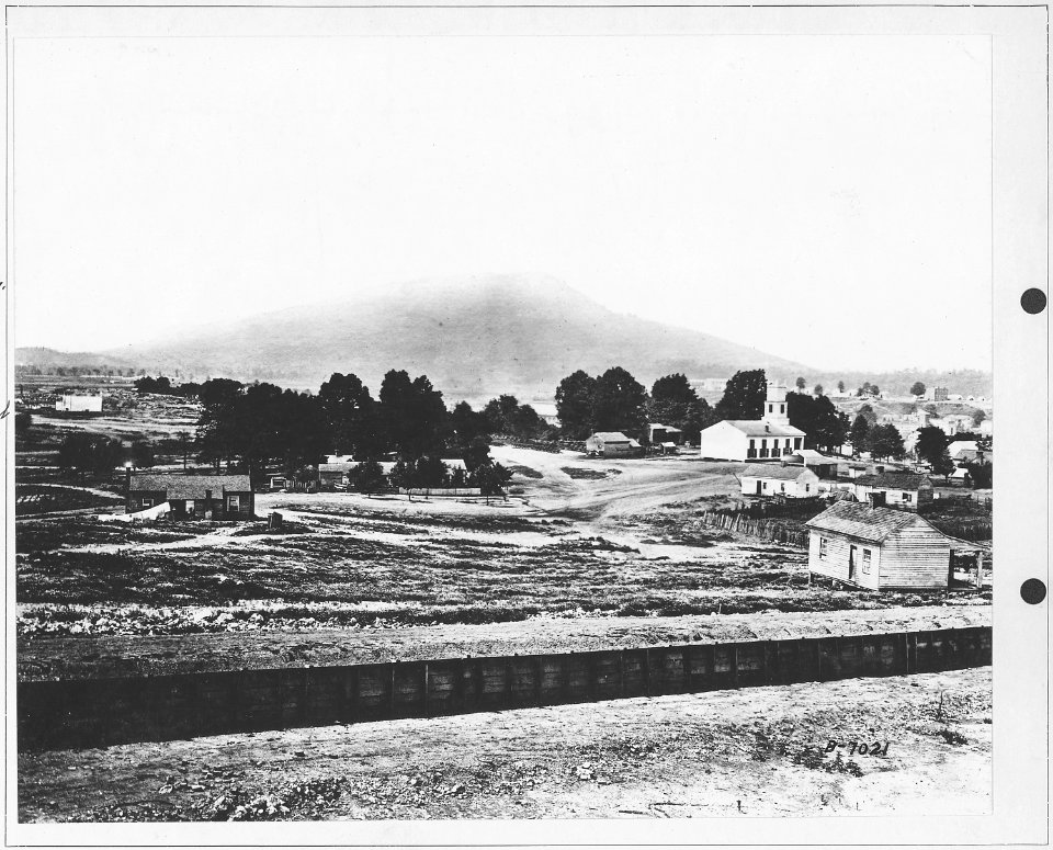 Part of Chattanooga and Lookout Mountain from Ft. Wood. (Collection of Capt. W.C. Margedant. Ch(ief) of Top. Engrs.... - NARA - 530446
