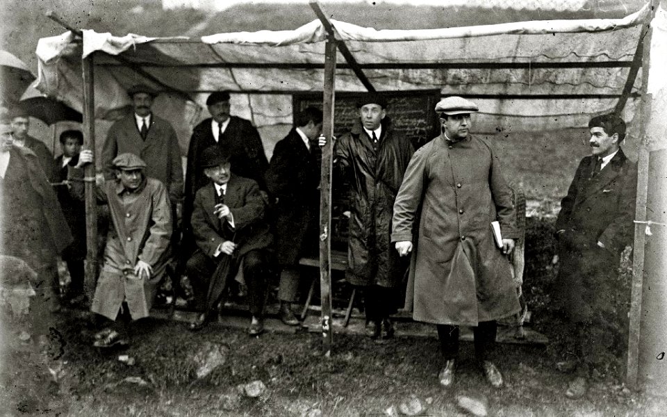 Partida de bolos en el campo de golf de Lasarte (10 de 10) - Fondo Car-Kutxa Fototeka