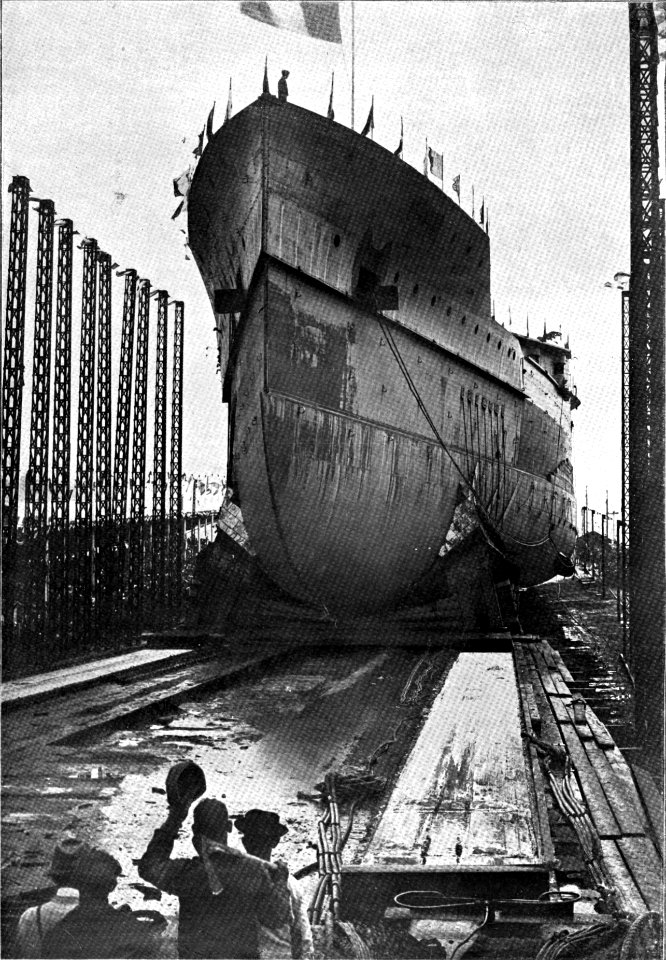 Paris battleship launhing