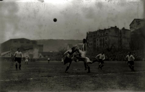 Partido de fútbol de la Real Sociedad y Real Unión en el campo de Atotxa (2 de 3) - Fondo Car-Kutxa Fototeka
