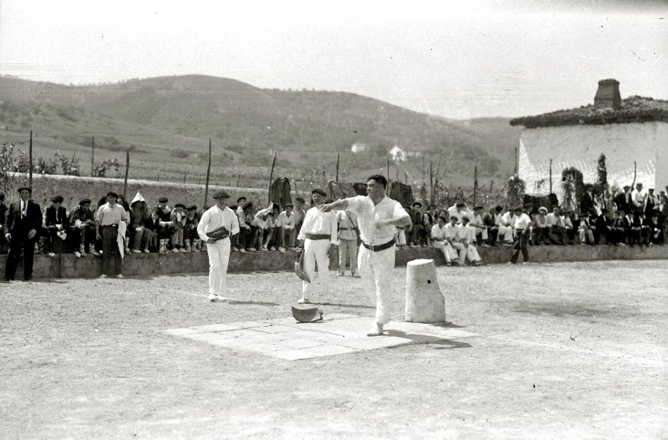 Partido de rebote en el frontón de Zubieta (15 de 18) - Fondo Car-Kutxa Fototeka