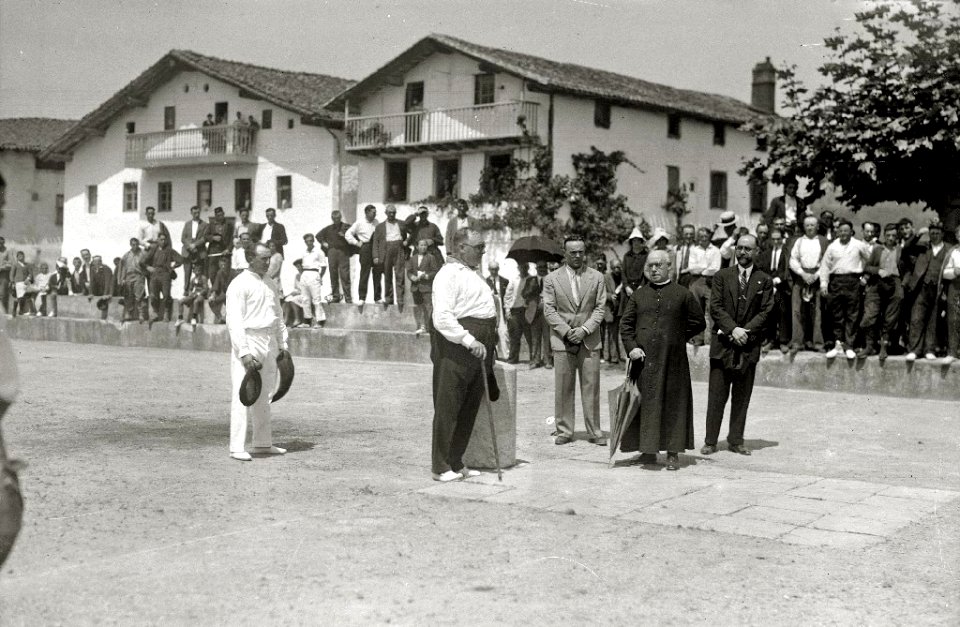 Partido de rebote en el frontón de Zubieta (13 de 18) - Fondo Car-Kutxa Fototeka